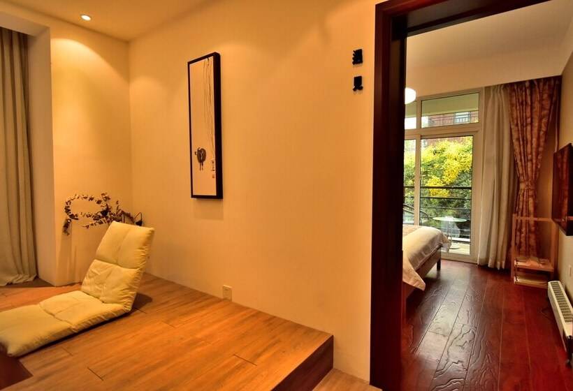 Пансион Yi Ming Shu Ju