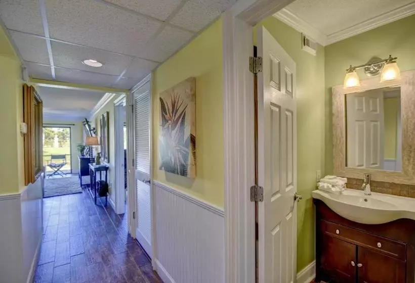 Edgewater Beach And Golf Resort By Resort Collection Vii