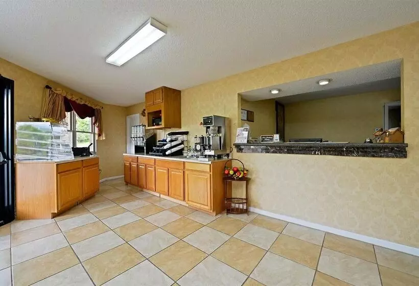 ホテル Americas Best Value Inn Canton, Nc