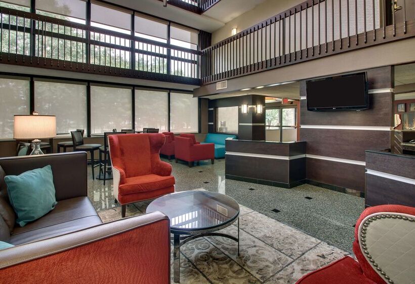 هتل Heritage Inn & Suites The Woodlands, Trademark By Wyndham