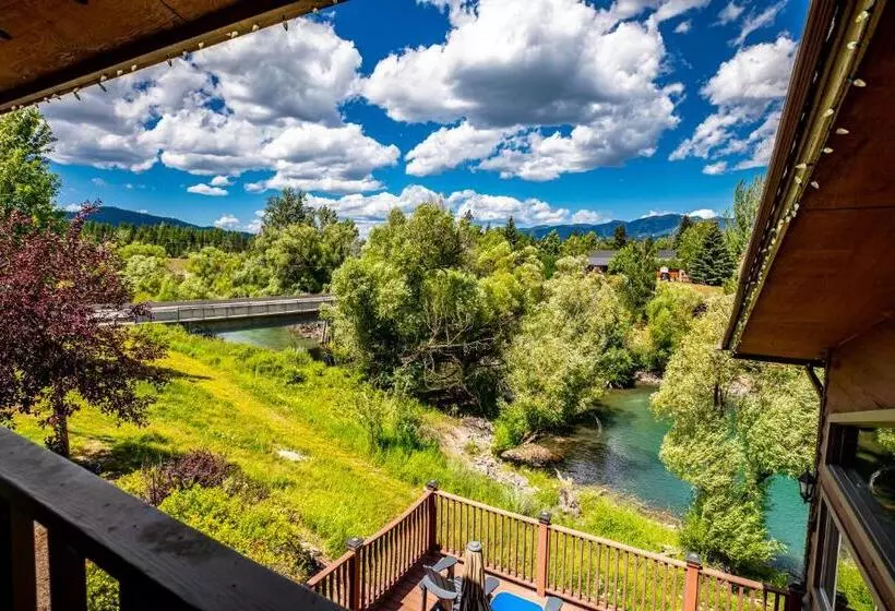 Отель Duck Inn Lodge