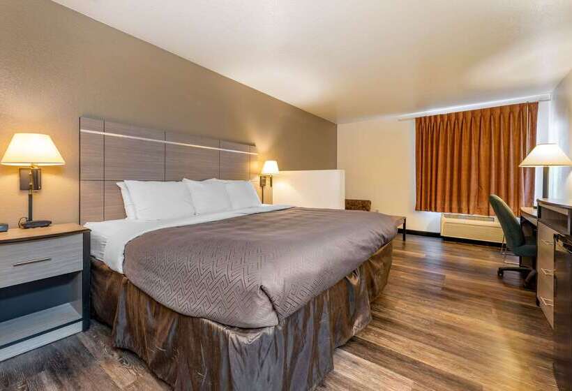 Отель Econo Lodge