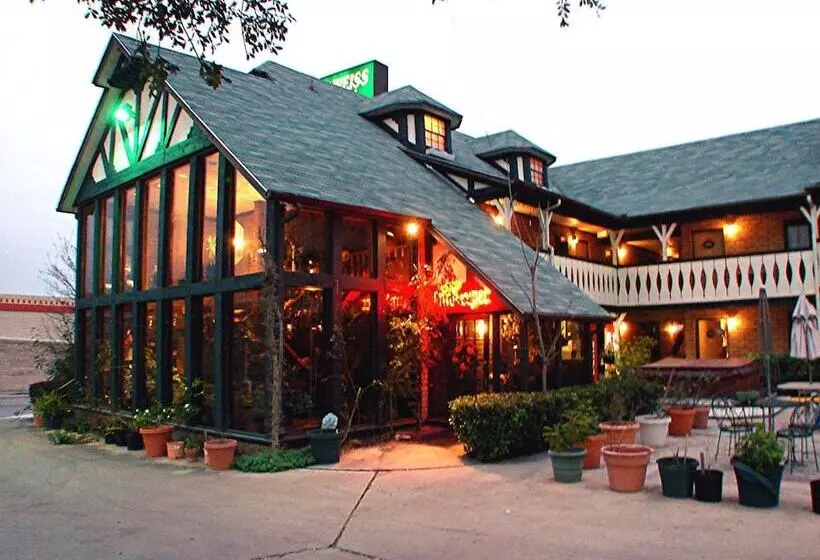 ホテル Edelweiss Inn New Braunfels