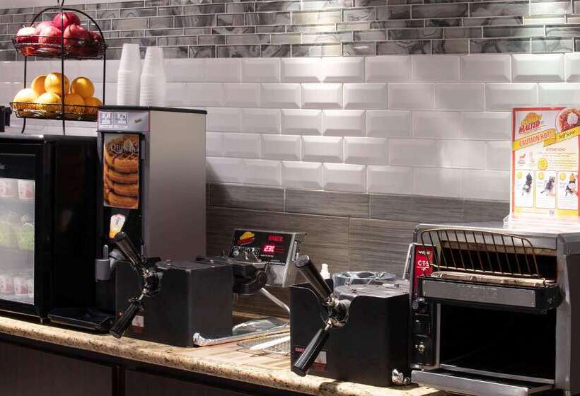 בית מלון כפרי La Quinta Inn By Wyndham Cocoa Beachport Canaveral