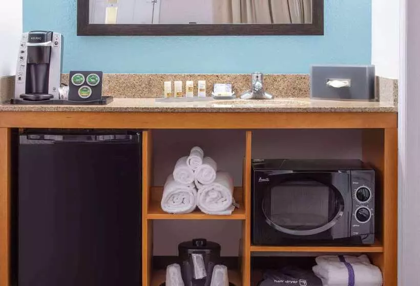 호텔 La Quinta Inn By Wyndham Cocoa Beachport Canaveral