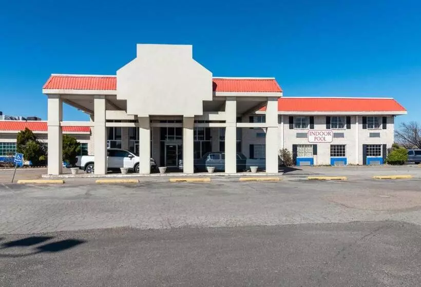 酒店 Rest Inn   Extended Stay, I 40 Airport, Wedding & Event Center