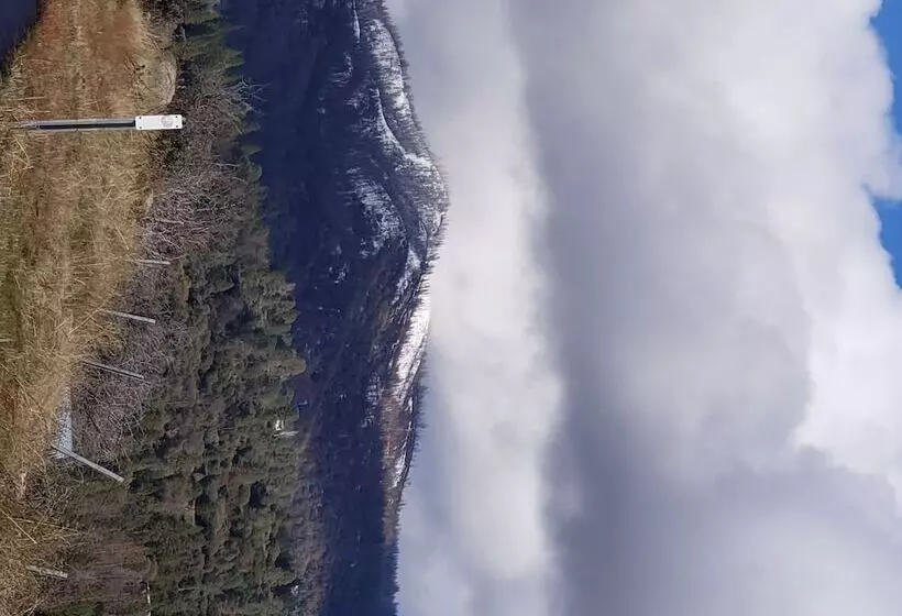 モーテル The Yosemite Inn