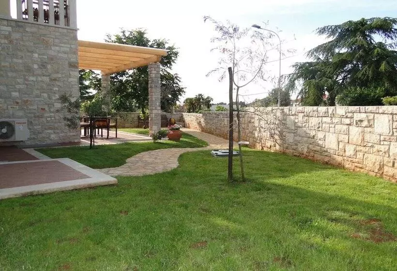 Apartments Villa Ela