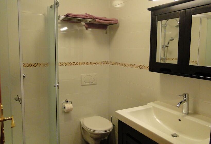 Apartments Villa Ela