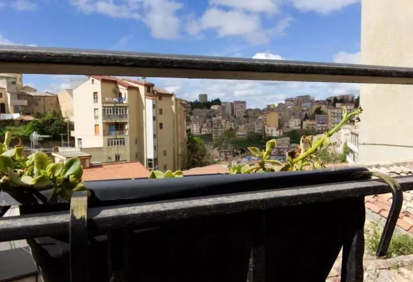 تختخواب و صبحانه La Casa Di Pinocchio