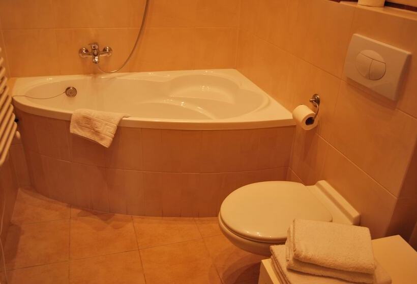 בית מלון כפרי Herbarium   Zacisze