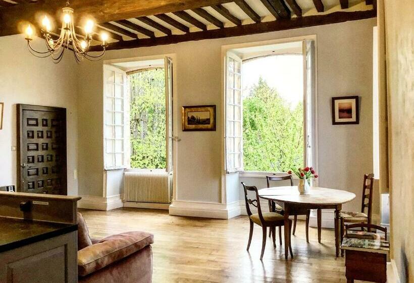 Centrally Located Sarlat Apartment With Medieval Town Views