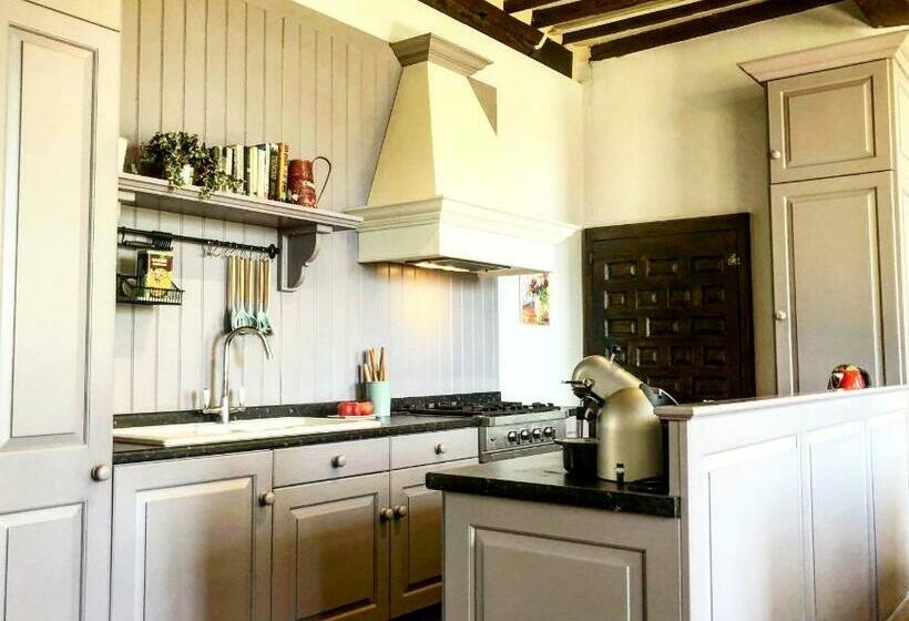 Centrally Located Sarlat Apartment With Medieval Town Views