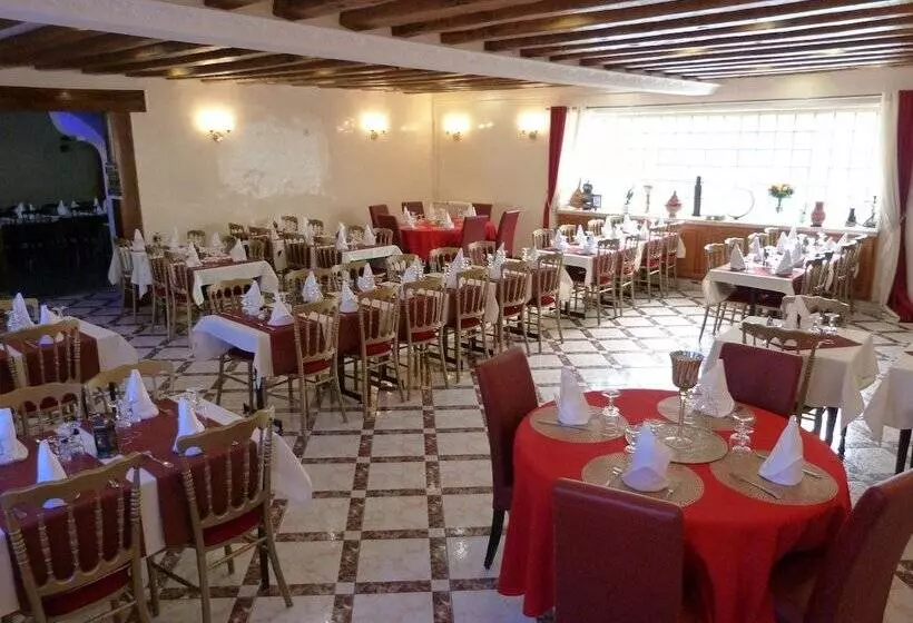 Hotelli Hôtel Le Clos St Jacques