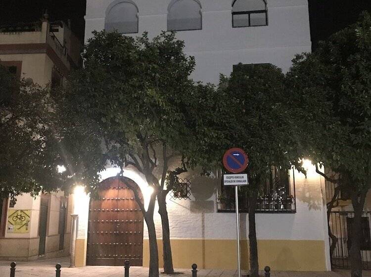 هتل Rey Don Pedro Luxury Home