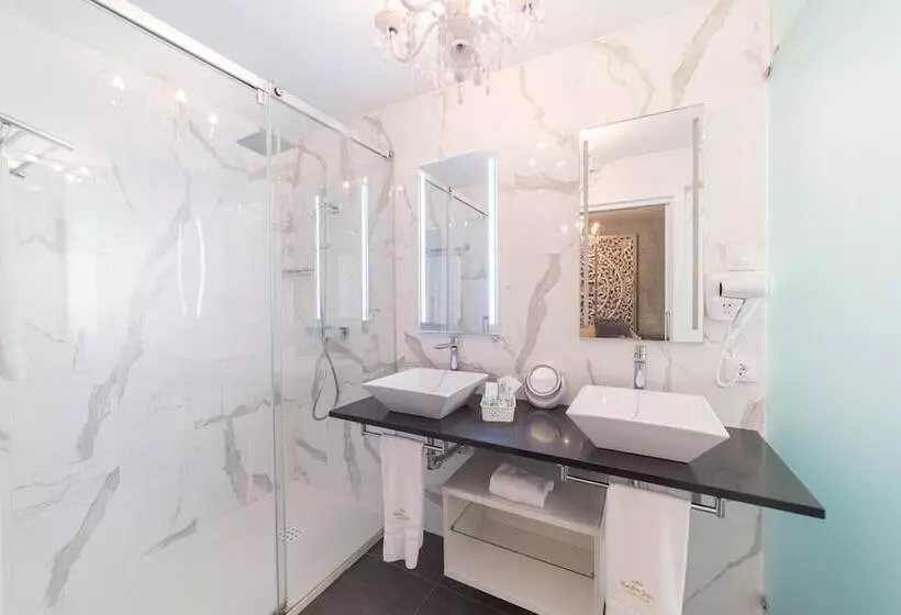 هتل Rey Don Pedro Luxury Home