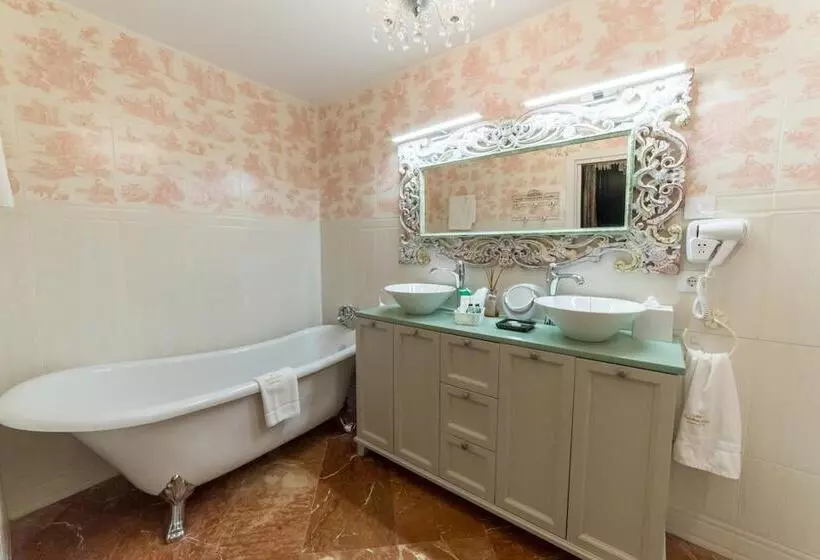 هتل Rey Don Pedro Luxury Home