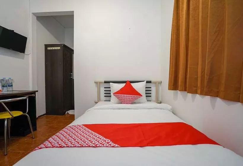 ホテル Oyo 1844 Bravo Residence