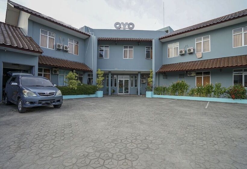 בית מלון כפרי Oyo 1844 Bravo Residence