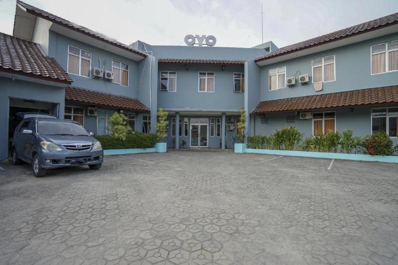 בית מלון כפרי Oyo 1844 Bravo Residence