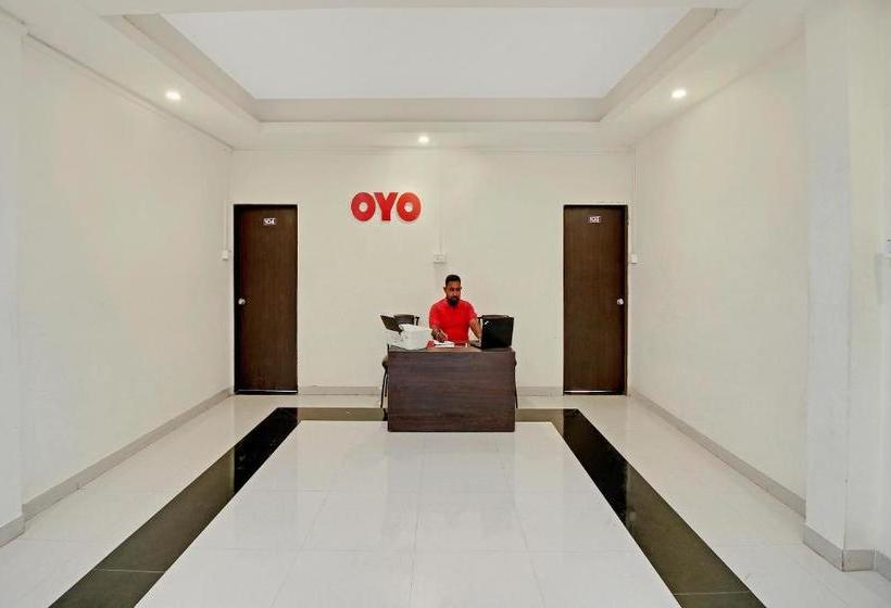 Hotell Oyo 62840  Arya