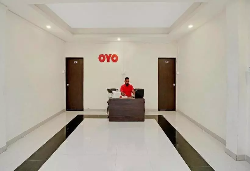 Hotelli Oyo 62840  Arya