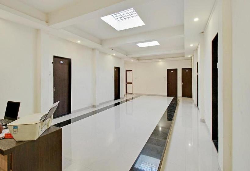 Hotell Oyo 62840  Arya