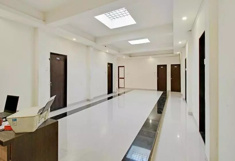 Hotelli Oyo 62840  Arya