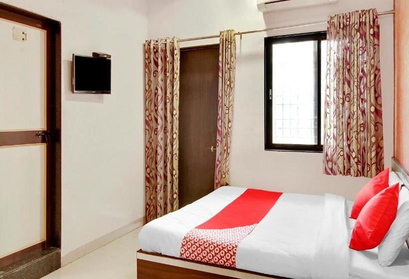 Hotell Oyo 62840  Arya