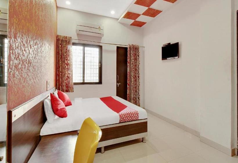 Hotell Oyo 62840  Arya