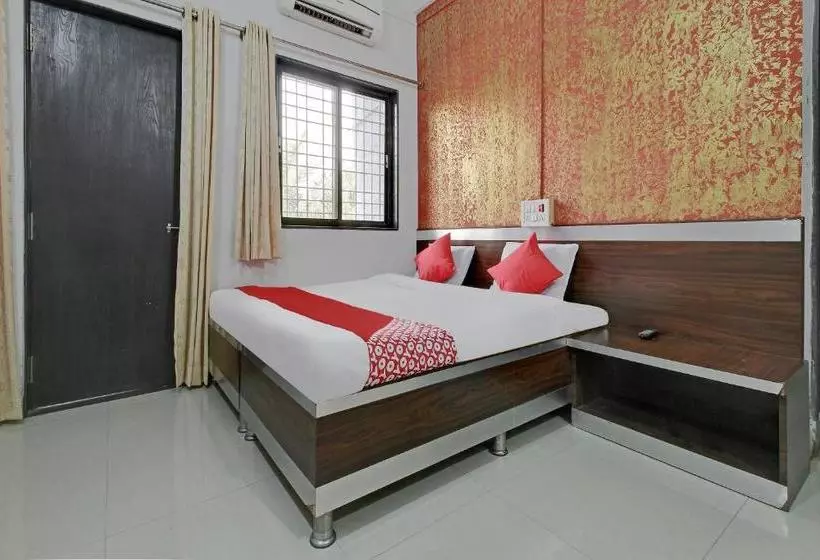 Hotelli Oyo 62840  Arya