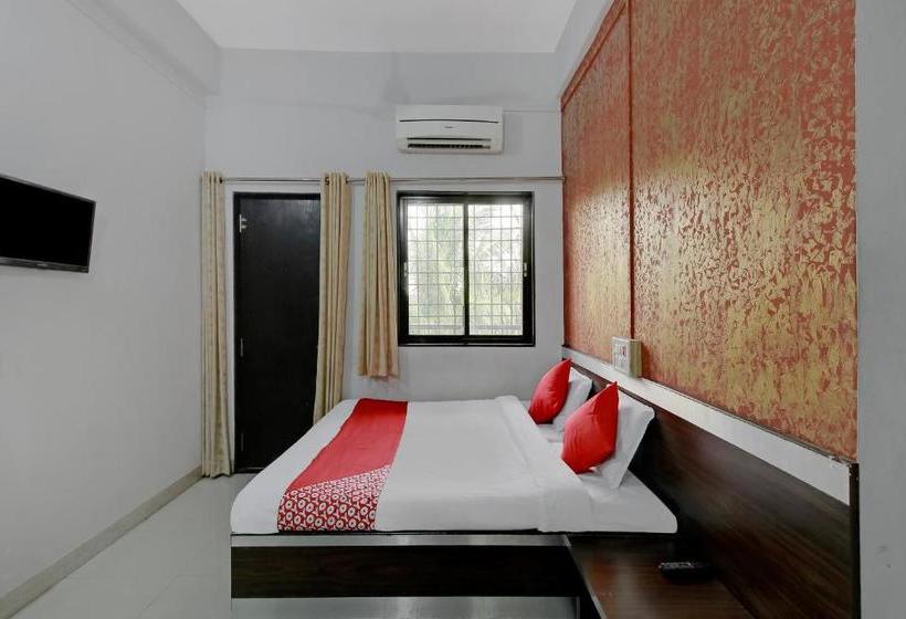 Hotell Oyo 62840  Arya