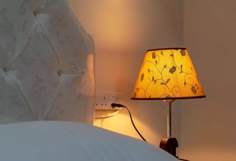 Zodiac Hotel Apartments Fahaheel
