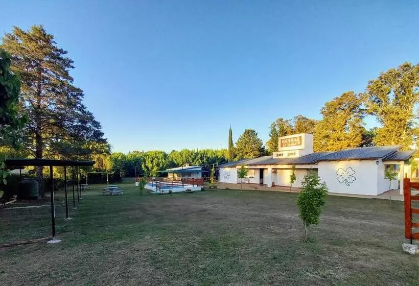 Majatalo Hostal El Trébol   Tanti