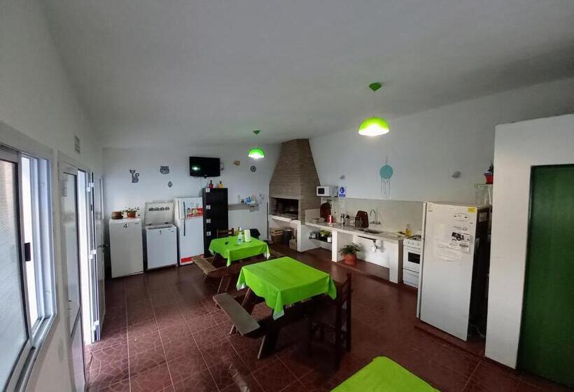 Pension Hostal El Trébol   Tanti