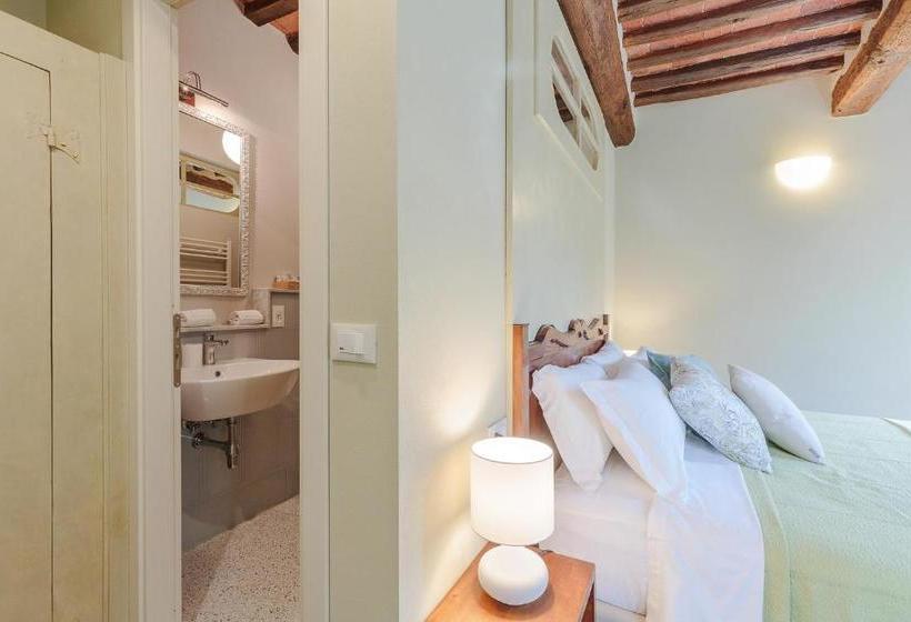 تختخواب و صبحانه Antica Pergola Di San Giusto