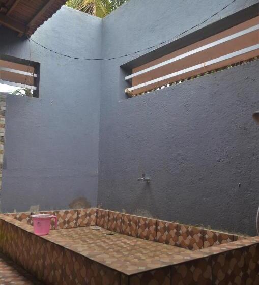 ベッドアンドブレックファースト Poonthanam Homestay