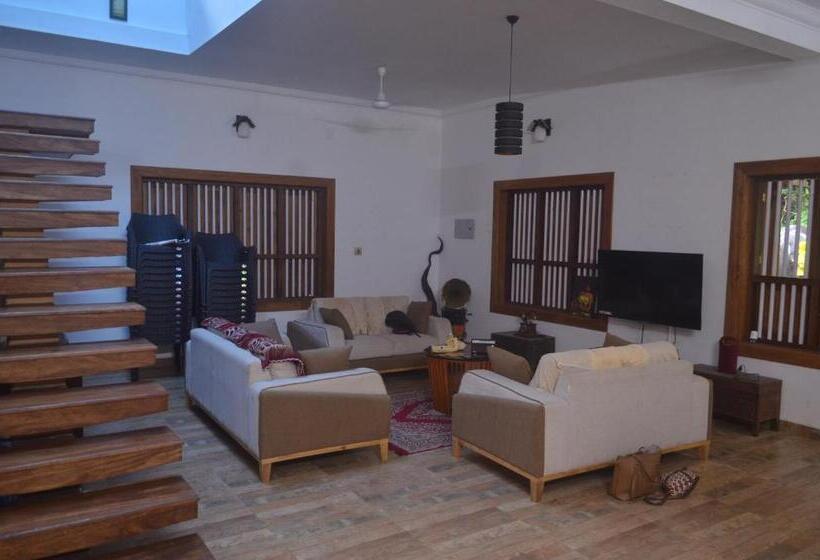 ベッドアンドブレックファースト Poonthanam Homestay