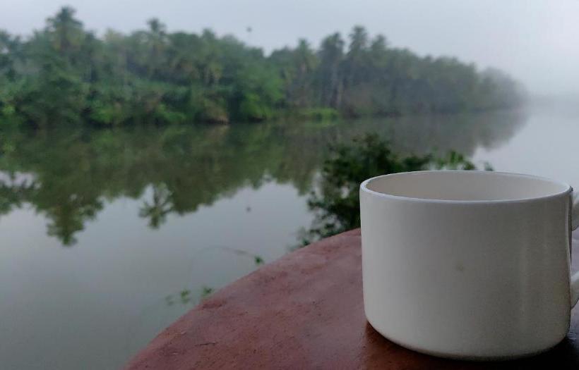 ベッドアンドブレックファースト Poonthanam Homestay