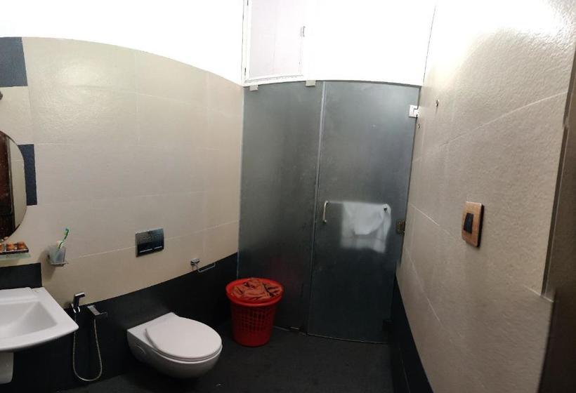 ベッドアンドブレックファースト Poonthanam Homestay