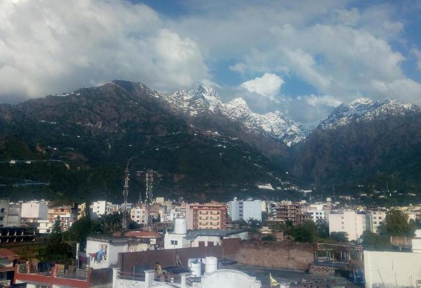 Hotel Abrol Residency