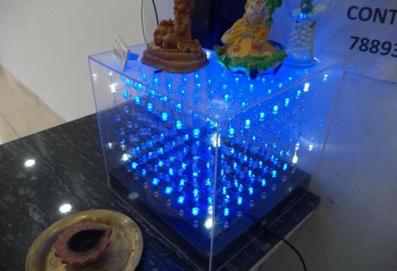 Hotel Abrol Residency