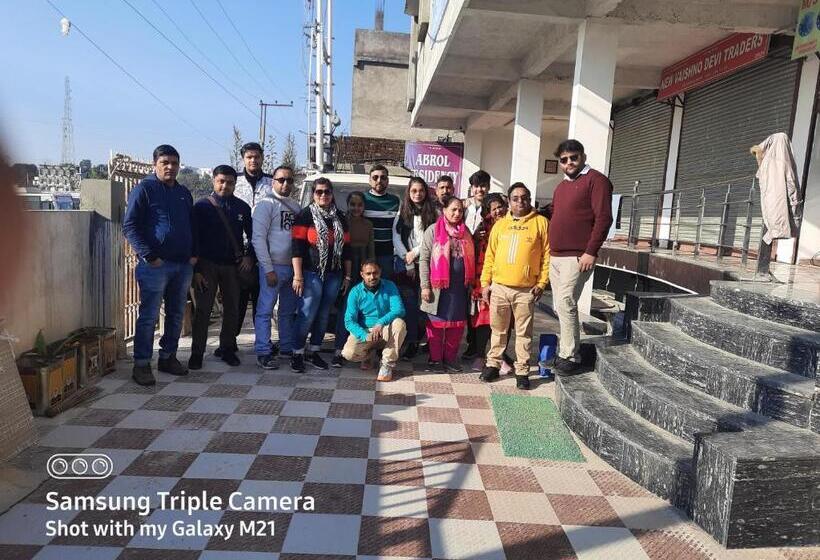 Hotel Abrol Residency