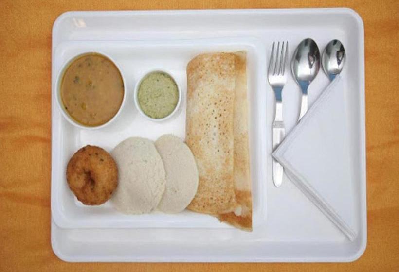 Hotel Eshi S Golden Cafe