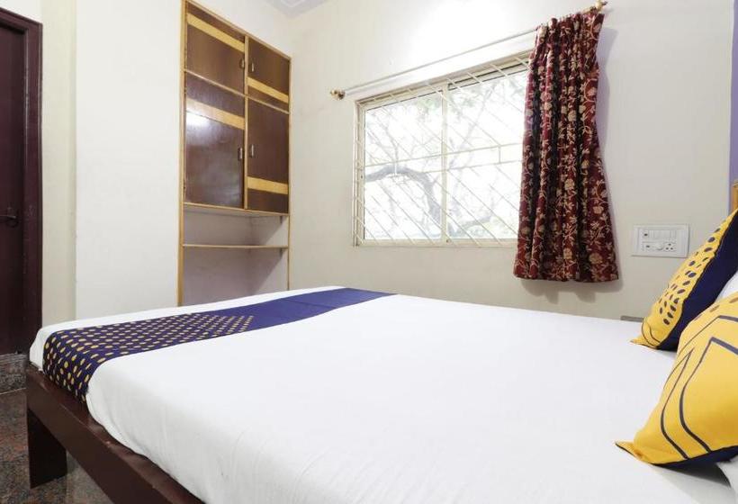 Hotelli Spot On 62188 Sahara Residency