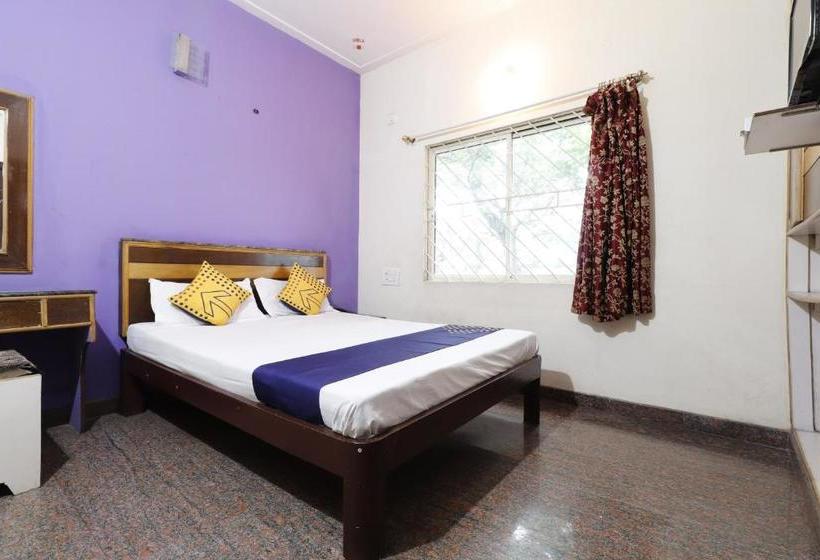 Hotelli Spot On 62188 Sahara Residency