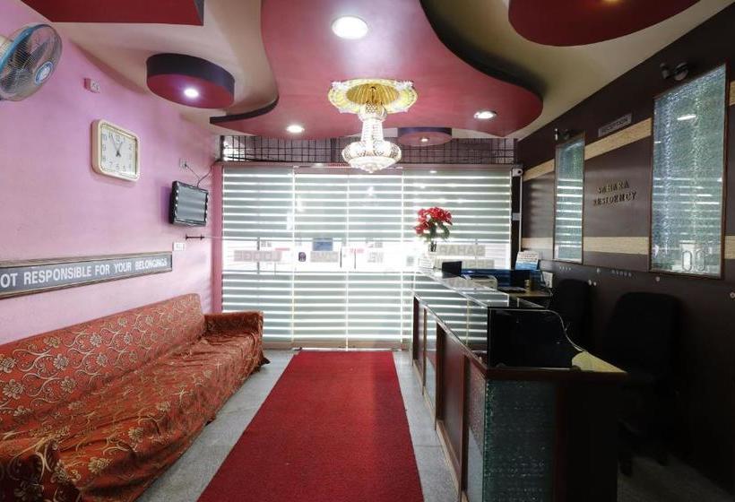 Hotelli Spot On 62188 Sahara Residency