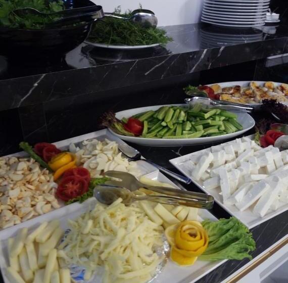 בית מלון כפרי Ema Ozturk Thermal