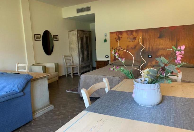 Отель Il Casale Verde Resort