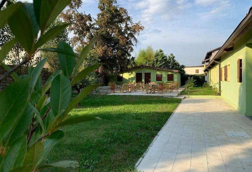 Отель Il Casale Verde Resort